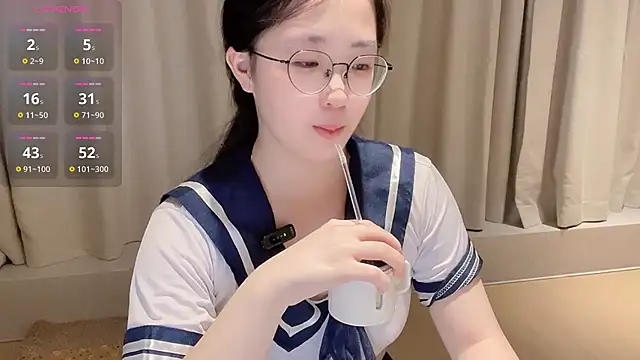 Snapshot of Annie_PinkLady chatting on 07.21.26 Annie PinkLady online show from 07.21.26