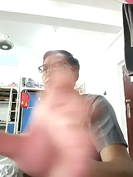 Snapshot of GG-0021 chatting on 06.26.26 GG-0021 online show from 06.26.26