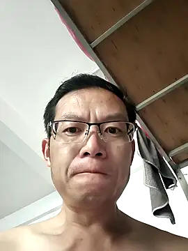 Snapshot of GG-0021 chatting on 06.29.26 GG-0021 online show from 06.29.26