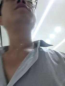 Snapshot of GG-0021 chatting on 07.18.26 GG-0021 online show from 07.18.26