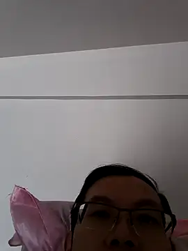 Snapshot of GG-0021 chatting on 07.24.26 GG-0021 online show from 07.24.26