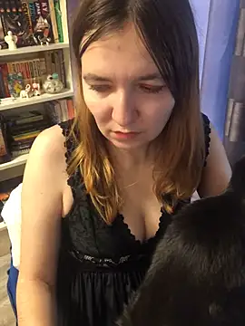 Lazy Lovely online show from 06.28.26