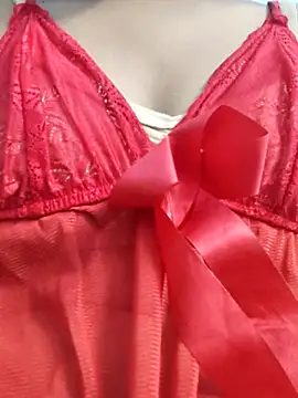 Lovey Lovey online show from 06.24.26