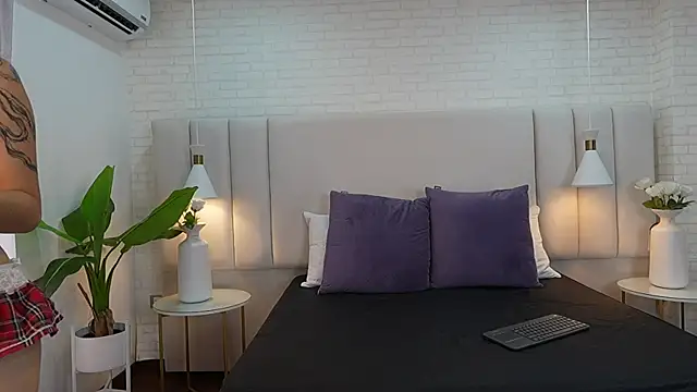 SilviaLugo online show from 07.07.26