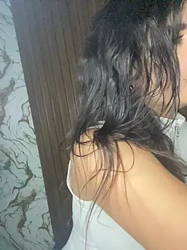 valentinaEliott online show from 07.18.26