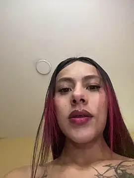 im Emily LS online show from 07.10.26