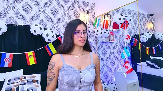 Snapshot of Lia_Nigth chatting on 07.16.26 Lia Nigth online show from 07.16.26