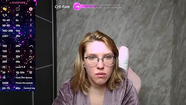 Snapshot of Reginasmilee chatting on 03.19.25 Reginasmilee online show from 03.19.25