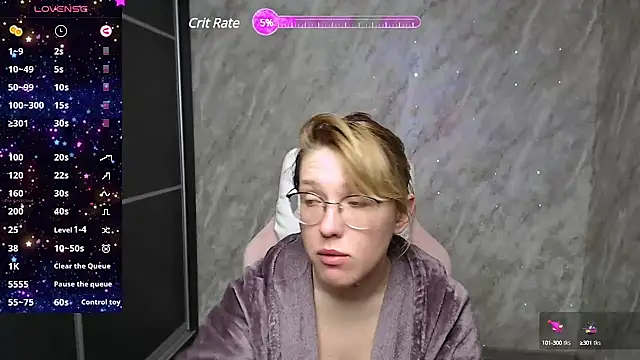 Snapshot of Reginasmilee chatting on 03.20.25 Reginasmilee online show from 03.20.25