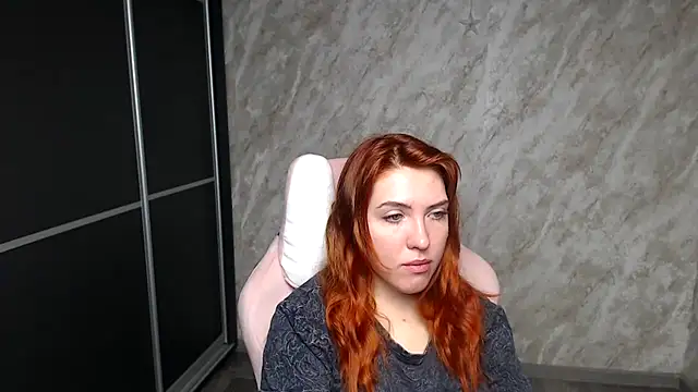 Reginasmilee online show from 01.19.26