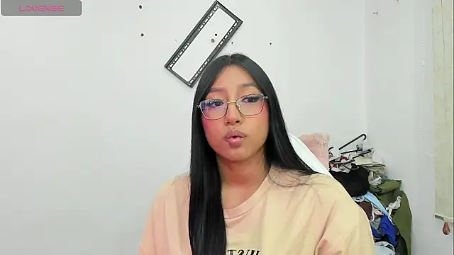Bella hart online show from 07.19.26