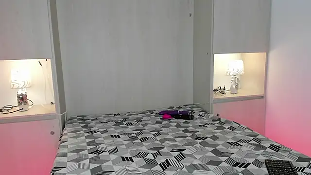 KendallWestt online show from 07.14.26