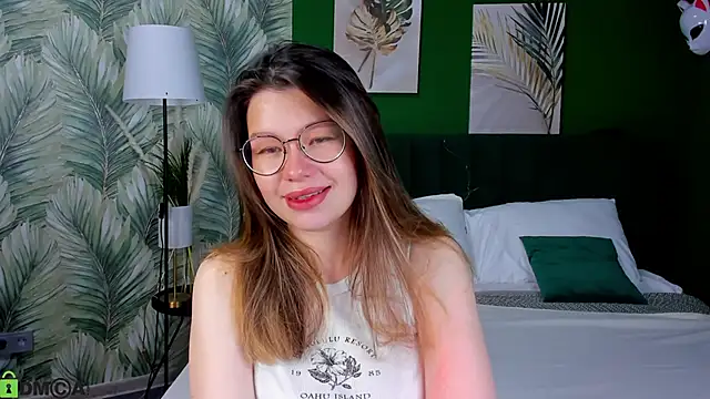 Snapshot of Alice_Ruby1 chatting on 07.01.26 Alice Ruby1 online show from 07.01.26