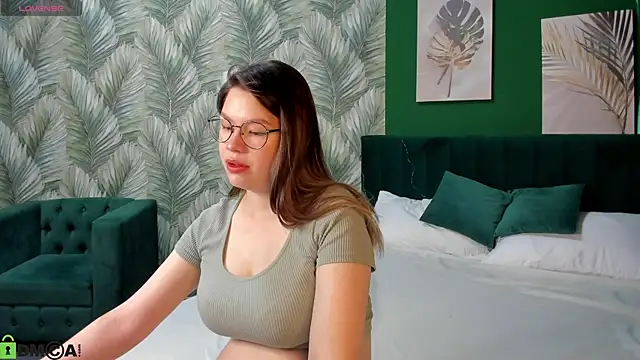 Snapshot of Alice_Ruby1 chatting on 07.06.26 Alice Ruby1 online show from 07.06.26