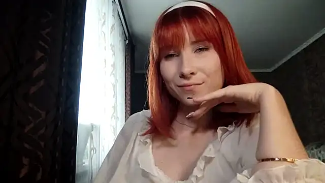 Snapshot of CadieShy chatting on 06.29.26 CadieShy online show from 06.29.26