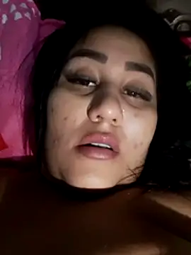 Valentina Tilly online show from 07.17.26
