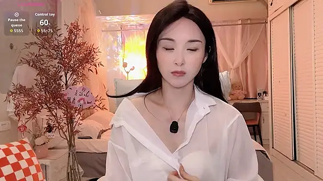 Snapshot of mindy1211 chatting on 07.22.26 mindy1211 online show from 07.22.26