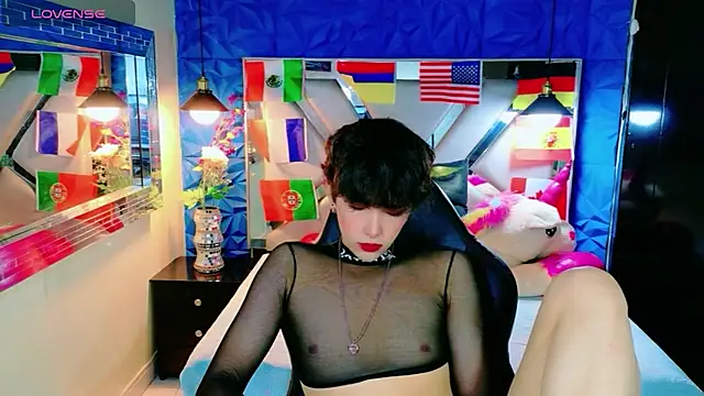 Snapshot of Alejandra_Raven chatting on 06.26.26 Alejandra Raven online show from 06.26.26