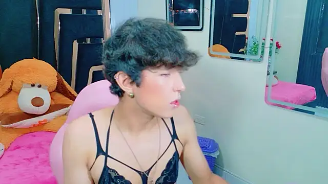 Snapshot of Alejandra_Raven chatting on 07.25.26 Alejandra Raven online show from 07.25.26