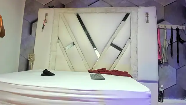 AxelAndMeredy online show from 07.13.26