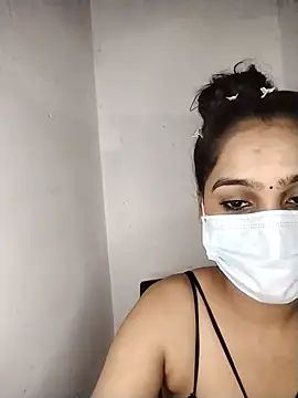 Snapshot of nikita-cam chatting on 07.19.26 nikita-cam online show from 07.19.26