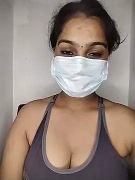 Snapshot of nikita-cam chatting on 07.22.26 nikita-cam online show from 07.22.26