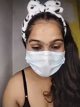 Snapshot of nikita-cam chatting on 07.25.26 nikita-cam online show from 07.25.26