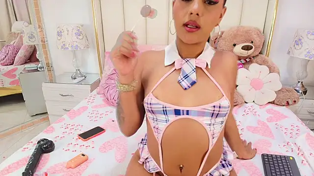 ZoeKiitty online show from 07.02.26