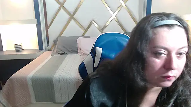 Snapshot of lorena_prg7 chatting on 06.29.26 lorena prg7 online show from 06.29.26