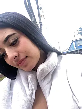 Mia jenner1 online show from 07.19.26