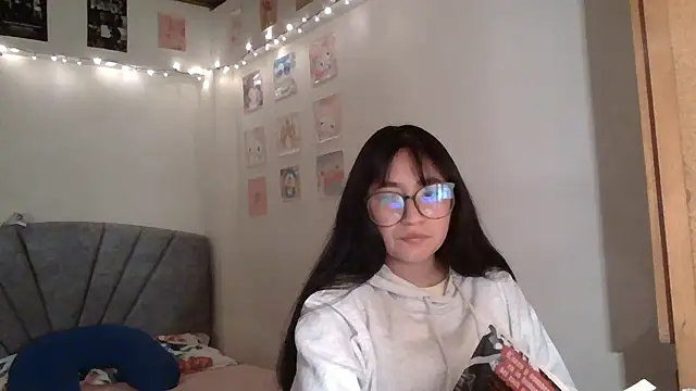 Zui Luh online show from 07.28.26