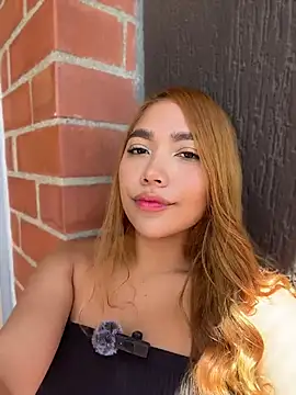 Snapshot of MiaSinsXXX chatting on 06.27.26 MiaSinsXXX online show from 06.27.26