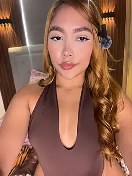 Snapshot of MiaSinsXXX chatting on 07.11.26 MiaSinsXXX online show from 07.11.26