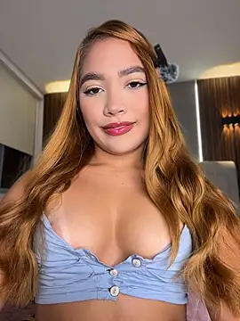 Snapshot of MiaSinsXXX chatting on 07.13.26 MiaSinsXXX online show from 07.13.26