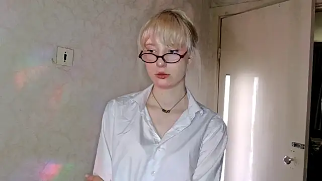 CuteLittleAngel online show from 07.17.26