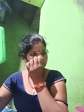 Joohi Chawla143 online show from 07.11.26