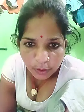 Joohi Chawla143 online show from 07.12.26
