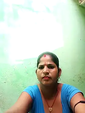 Joohi Chawla143 online show from 07.14.26