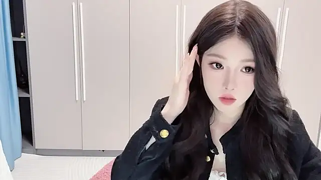 QOiio online show from 07.01.26