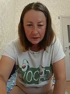 Snapshot of Karina2137 chatting on 06.29.26 Karina2137 online show from 06.29.26
