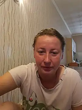 Snapshot of Karina2137 chatting on 07.18.26 Karina2137 online show from 07.18.26