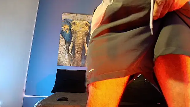 pigbananax online show from 07.03.26
