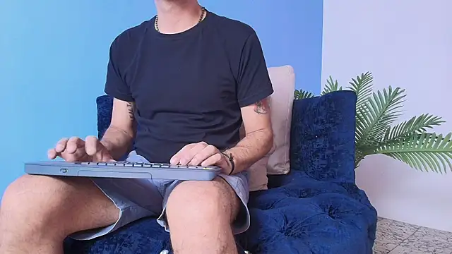 pigbananax online show from 07.28.26