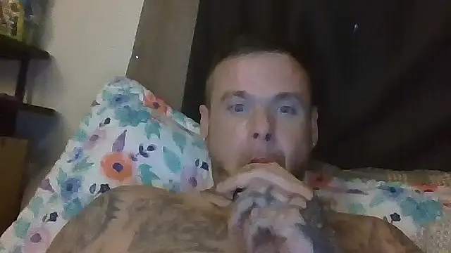Snapshot of hotwetblondendaddy chatting on 07.24.26 hotwetblondendaddy online show from 07.24.26