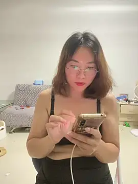 Snapshot of xinxinye_886 chatting on 06.30.26 xinxinye 886 online show from 06.30.26
