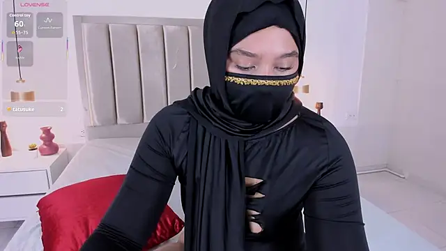 Snapshot of Galia_farah chatting on 07.28.26 Galia farah online show from 07.28.26