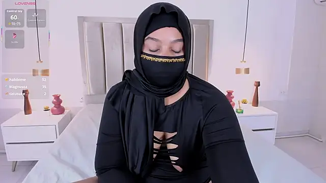 Snapshot of Galia_farah chatting on 07.28.26 Galia farah online show from 07.28.26