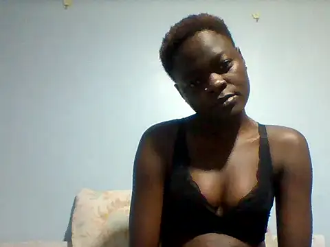 Snapshot of Mary_Leenie chatting on 06.28.26 Mary Leenie online show from 06.28.26