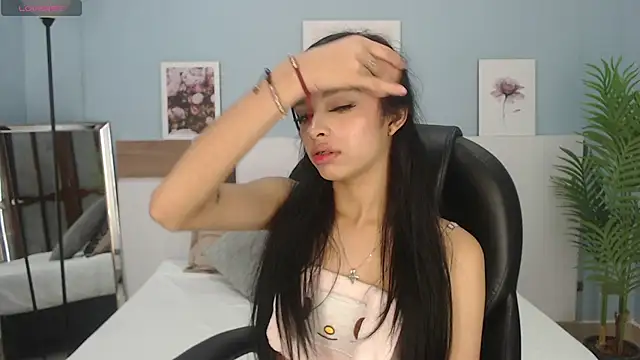 Snapshot of salome_veles chatting on 07.23.26 salome veles online show from 07.23.26
