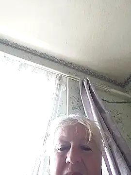 EmmaSwan555 online show from 06.25.26
